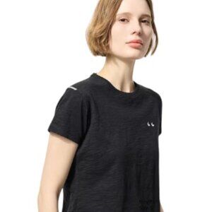 NWT Uniqlo X Anya Hindmarch T2CLASSIC (Slub T-Shirt)